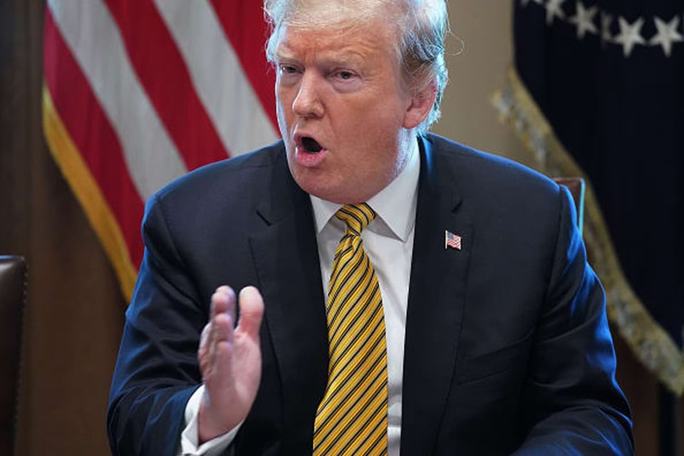 Trump propone cobrar a solicitantes de asilo y agilizar los casos featured image