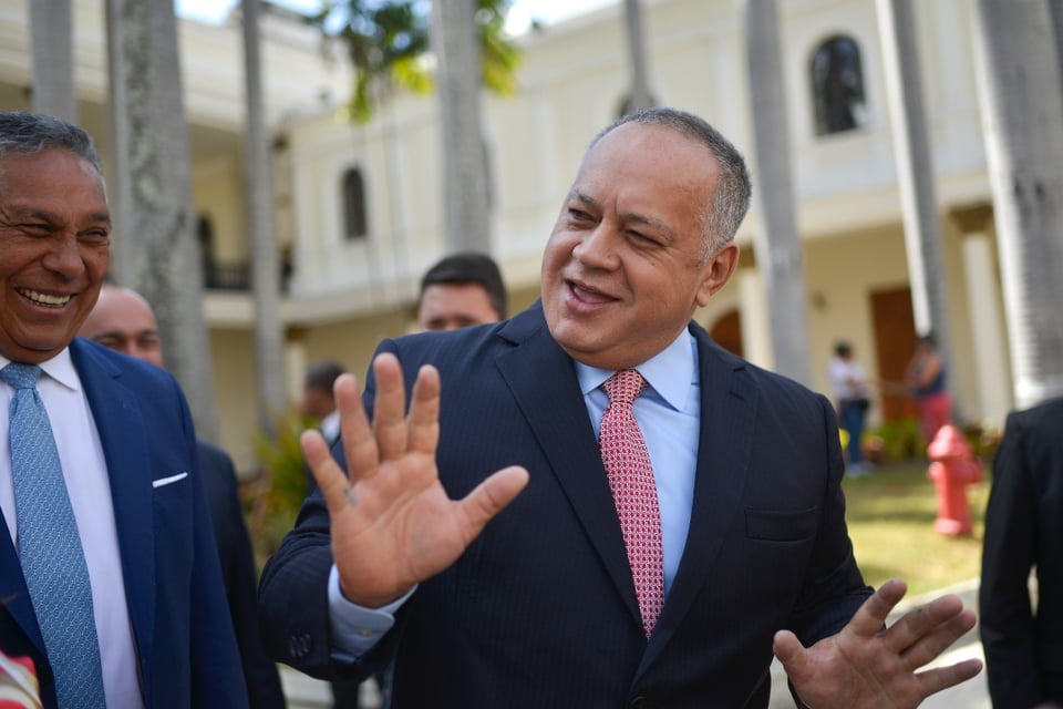 Diosdado Cabello anuncia que tiene coronavirus