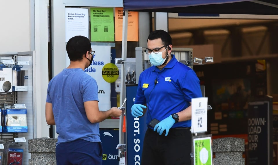 Despidos coronavirus: Compañía Trump y Best Buy confirman despidos de miles