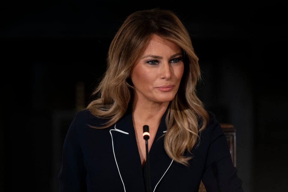 Melania Trump habla como inmigrante en la segunda noche de la Convención Republicana
