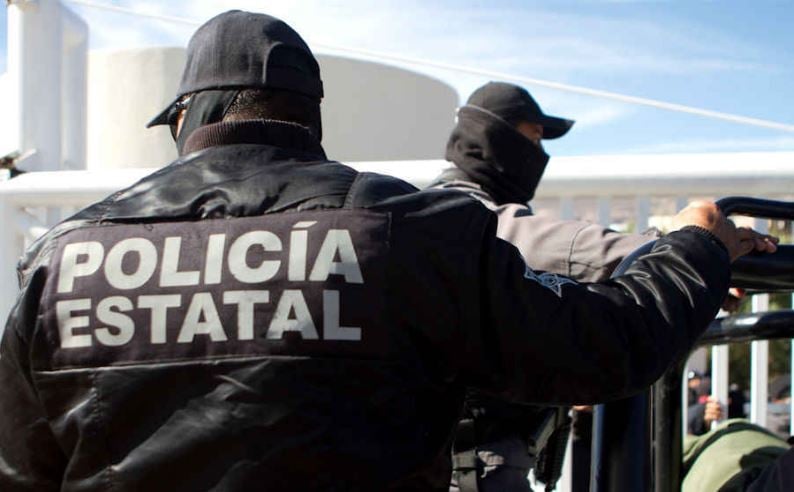 México: descubren remolques de carga con 124 inmigrantes, la mitad eran niños