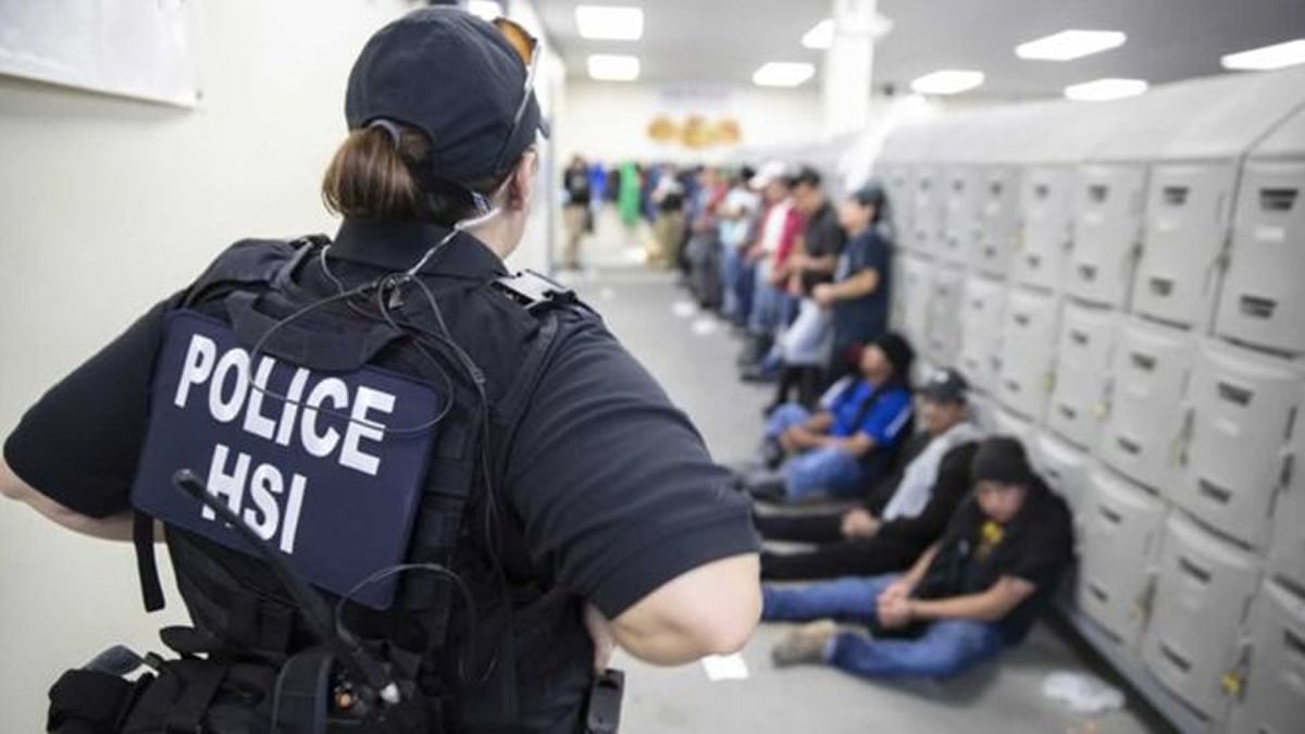 Trump busca triplicar arrestos diarios de migrantes por parte de ICE