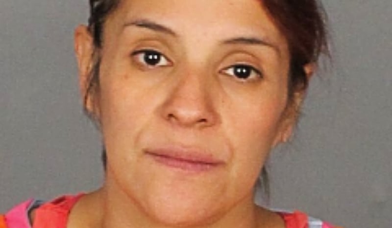 Crónica: Madre hispana asesina de su bebé tenía oscuro pasado infernal