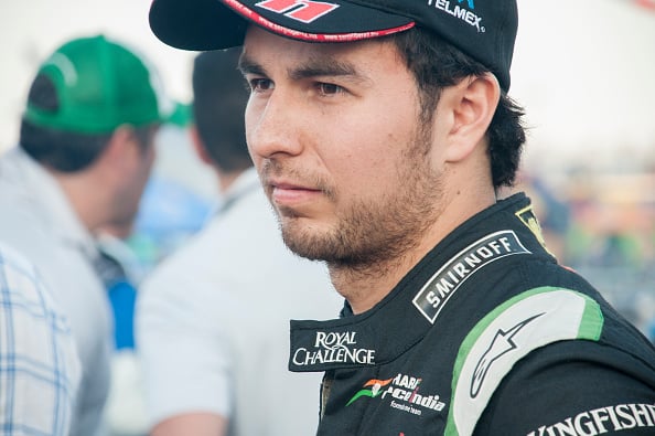 Sergio Pérez visita al Papa, ¿busca guía sobre quedarse o no en Force India?