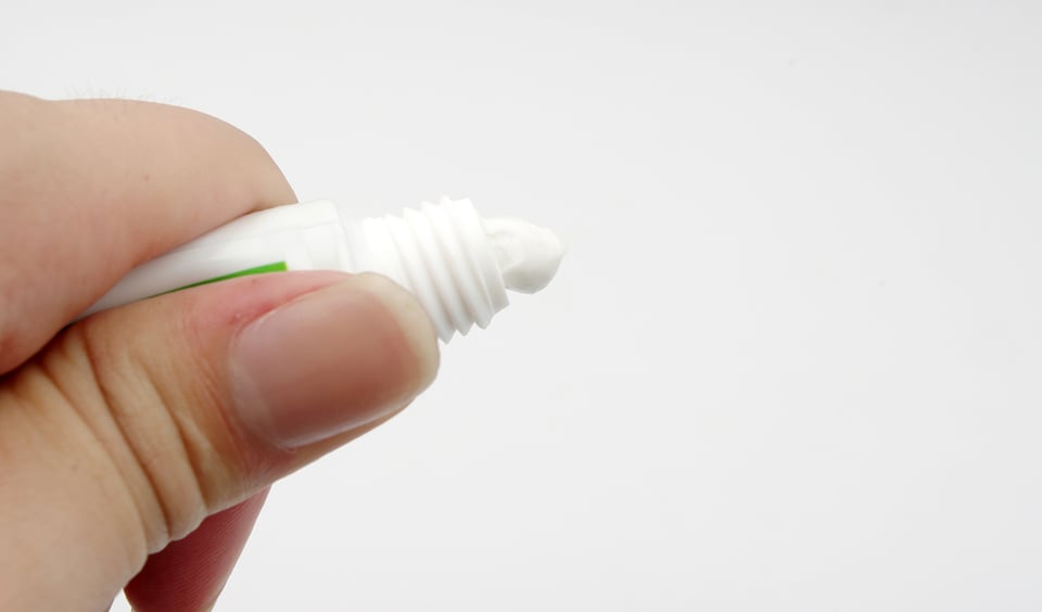 Usos de la crema dental que probablemente desconocías (VIDEO) featured image