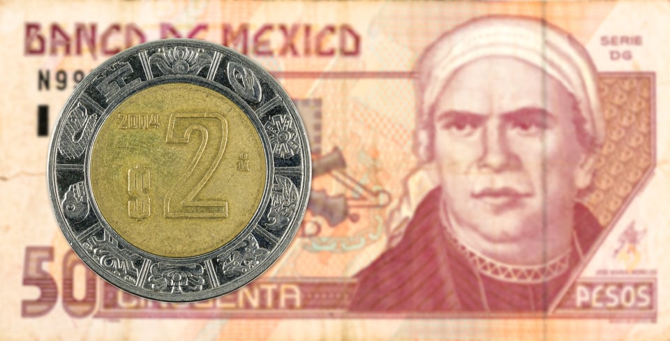 El peso mexicano rompe la mala racha frente al dólar