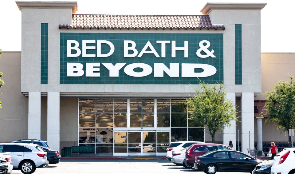 Bed Bath & Beyond elimina 2,800 puestos de trabajo featured image