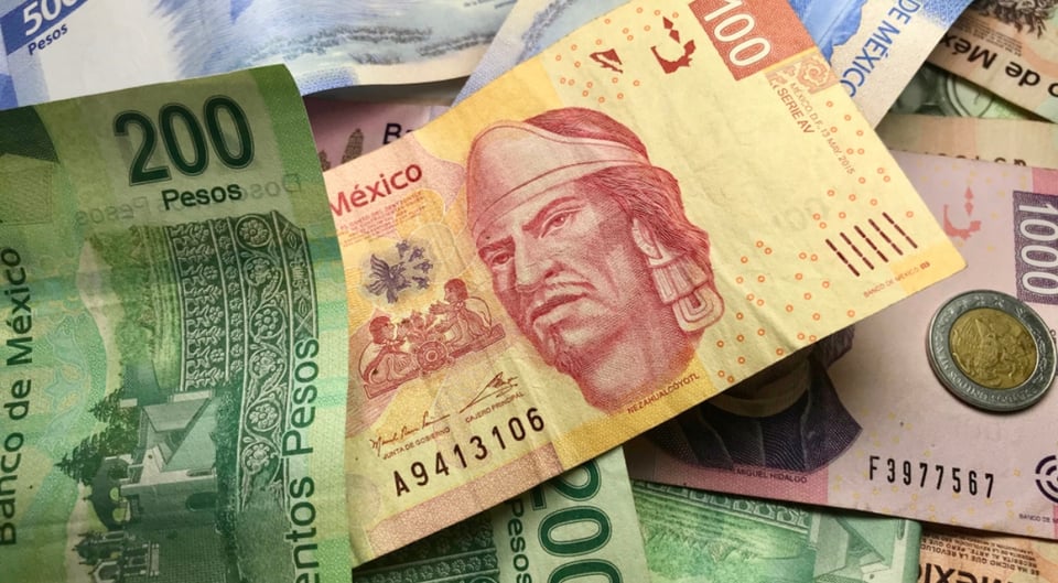 Peso mexicano 21 abril no logra ‘levantar cabeza’ en medio de un contexto inestable