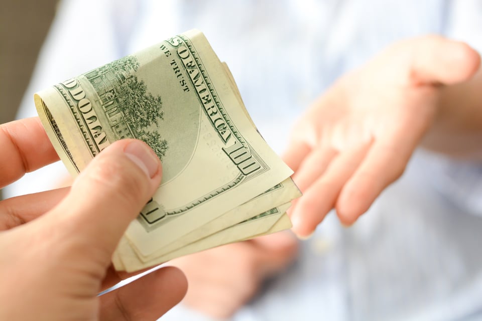 ¿Cómo hago mis taxes si me pagan en efectivo? (VIDEO)