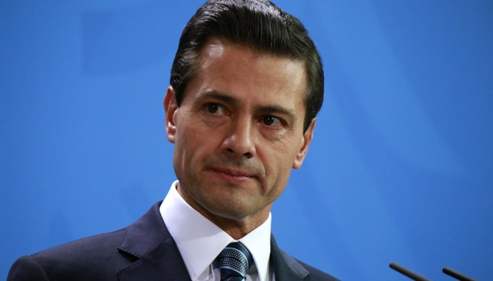 Rumores aseguran que Enrique Peña Nieto estaría detenido en España; AMLO rompe el silencio