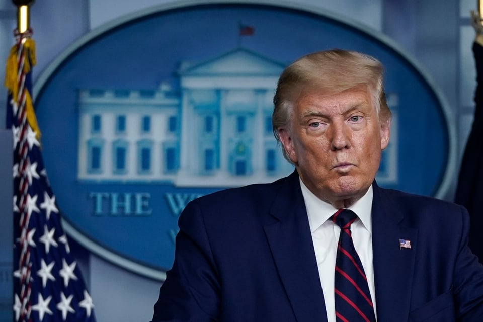 Trump asegura que la vacuna de coronavirus estará lista para octubre y ataca a Biden y Harris featured image