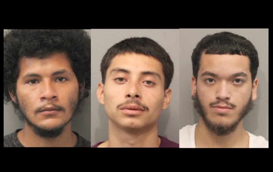 Texas: Tres jóvenes caen por protagonizar carreras ilegales de autos featured image