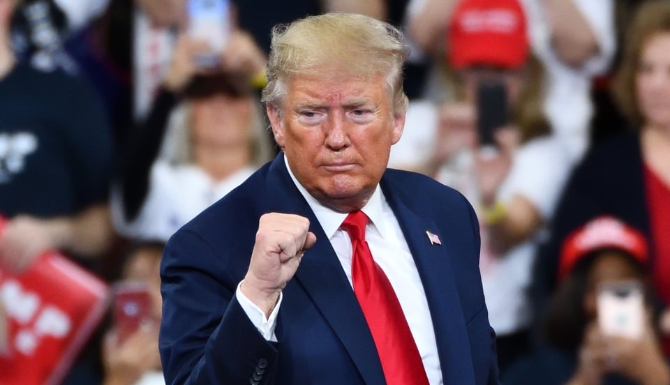 Trump se encuentra con simpatizantes latinos en Las Vegas
