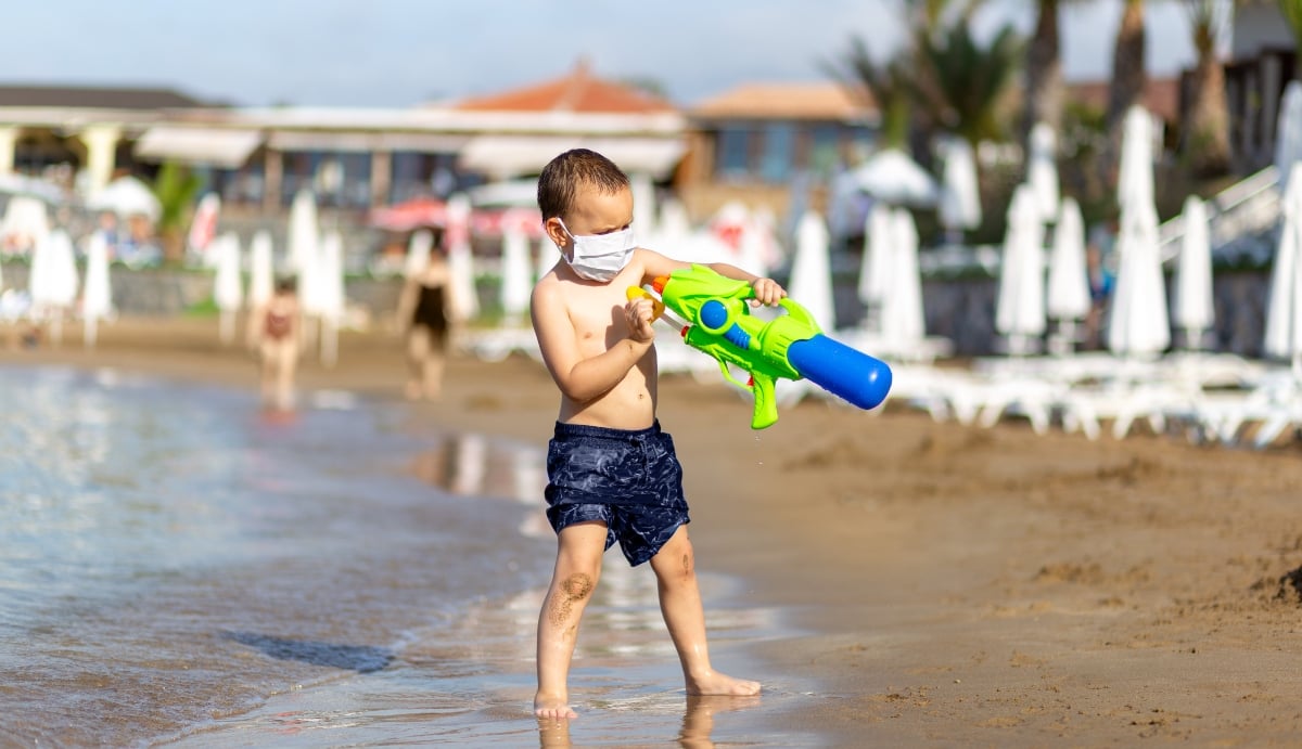 Florida reporta bajas cifras en casos y muertes por coronavirus al cierre del verano