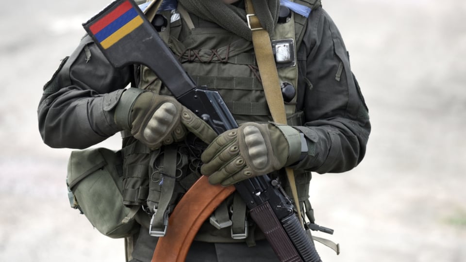 Estalla guerra entre Armenia y Azerbaiyán, y EE.UU. llama a la calma featured image