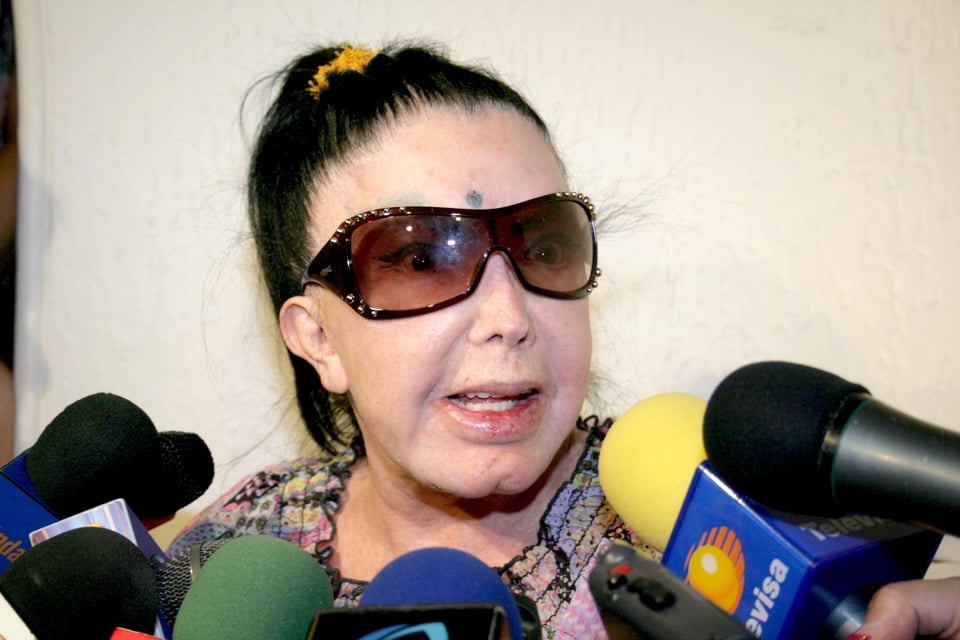 ¿Son idénticas? Sobrino de Irma Serrano está considerando a Belinda para interpretar a La Tigresa (FOTO)