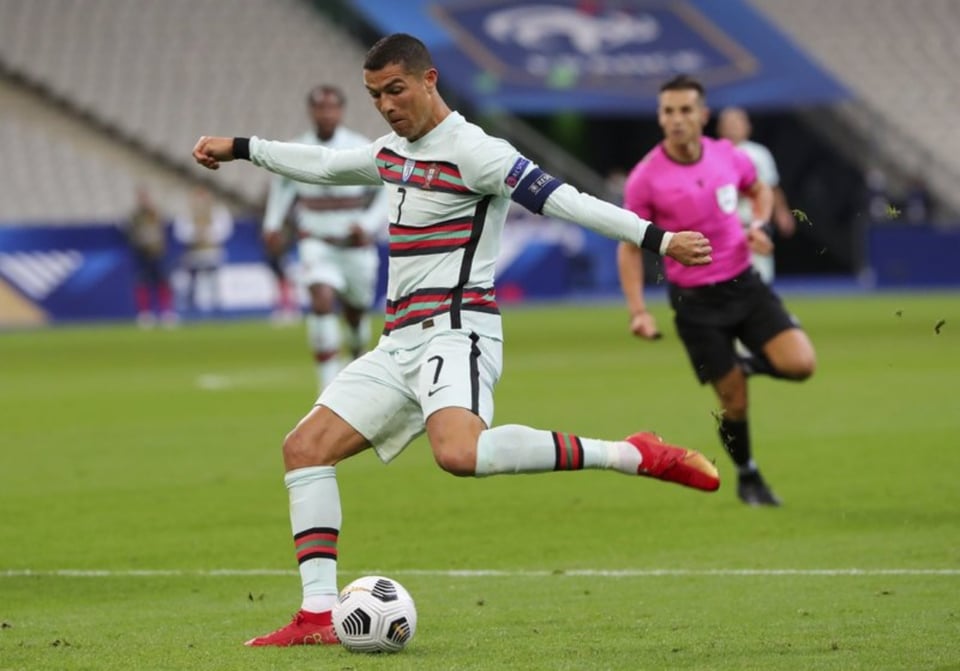 Cristiano Ronaldo da positivo por COVID-19