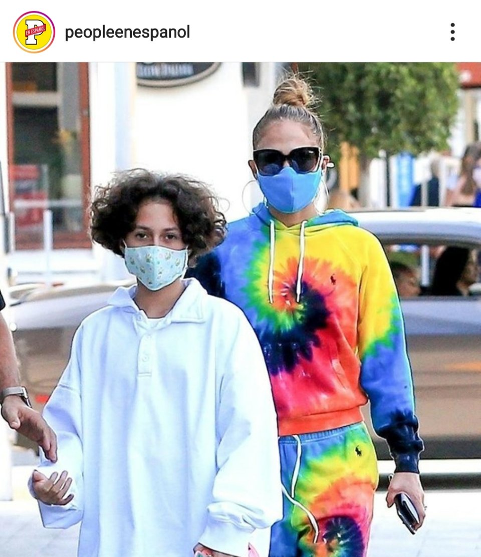 They criticize JLo's daughter for her new look and say that now Emme Muñiz wants to be a child