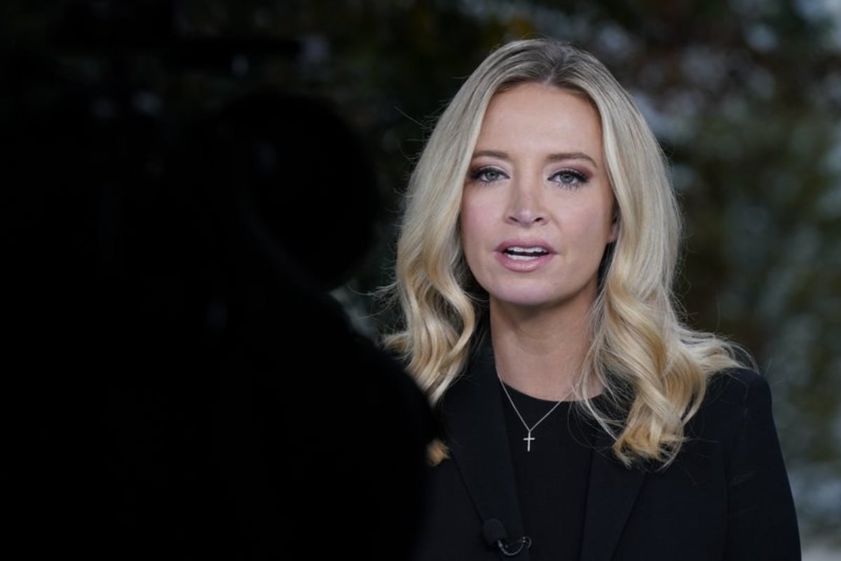 Kayleigh McEnany, secretaria de prensa de Casa Blanca tiene coronavirus