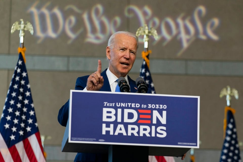 Biden le gana a Trump por 14 puntos en encuesta tras debate presidencial