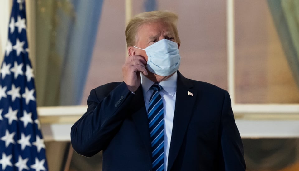Trump se siente «genial» y ha generado anticuerpos para el coronavirus, dice médico featured image