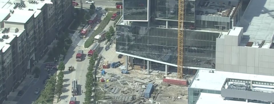 ÚLTIMA HORA: Edificio en Houston colapsa, hay muertos y heridos featured image