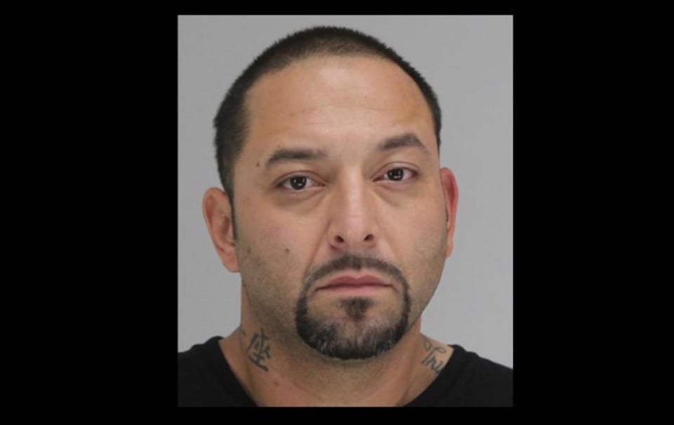 Texas: Efraín Cisneros es acusado de un triple homicidio en Dallas
