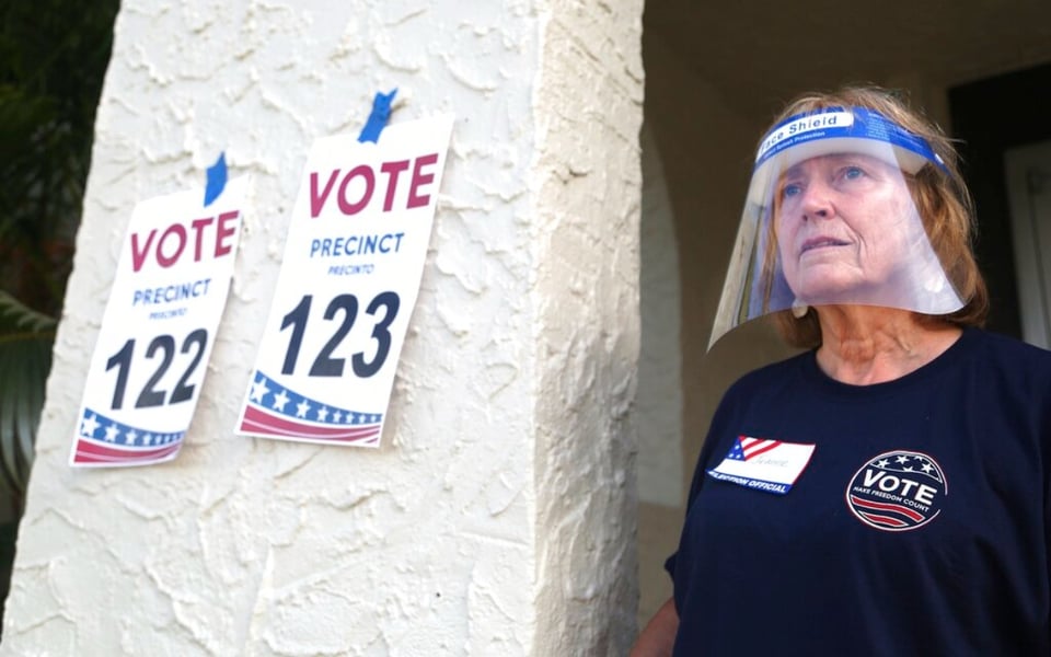 Florida: Alarma por acumulación de sobres con votos en oficina postal