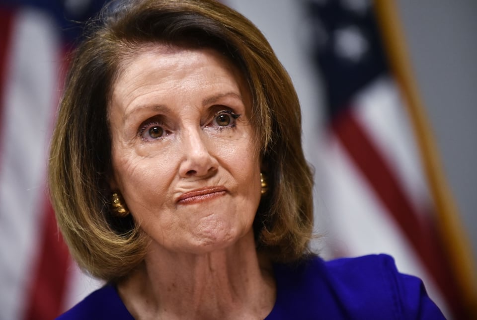 Pelosi asegura que segundo cheque está en camino aunque duda que sea antes de las elecciones
