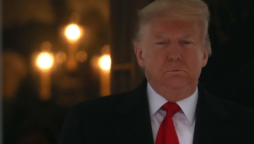 Trump ordena detener conversaciones sobre nueva ayuda por coronavirus