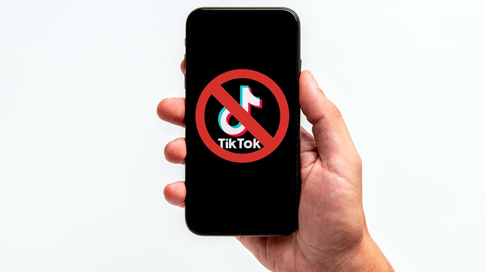 TikTok elimina 104 Millones de videos por ‘violar los términos o normativas del servicio’ featured image