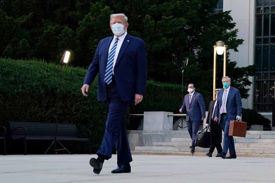 Trump asegura que contagiarse de coronavirus fue «una bendición de Dios» (VIDEO)