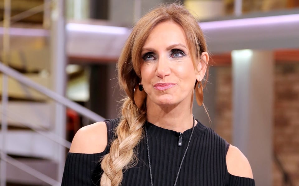 «No aprendiste nada, ambiciosa»: las duras críticas contra Lili Estefan tras hablar de la muerte de su madre