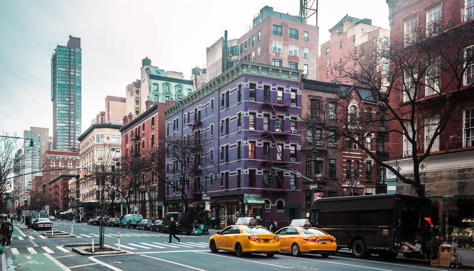 Alquileres de Manhattan bajan a mínimos no vistos en casi una década