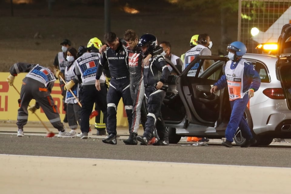 Romain Grosjean se salva de milagro tras incendiarse su auto en el Gran Premio de Bahrein (VIDEO)