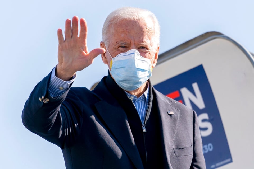 FBI investiga emboscada de simpatizantes de Trump contra autobús de Biden