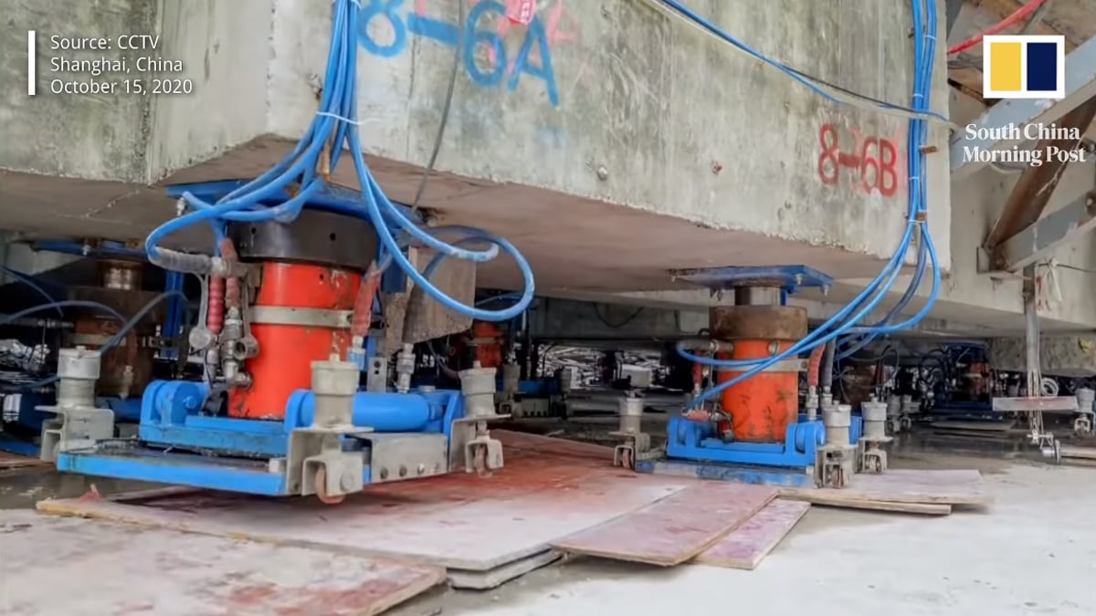Piernas robóticas ayudan a edificio chino a ‘caminar’ hacia su nuevo hogar