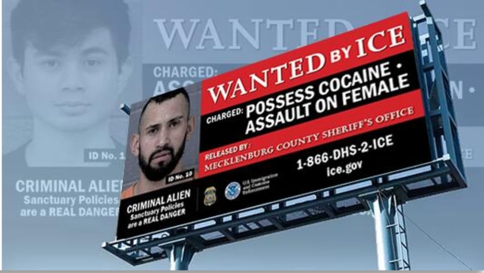 ICE coloca vallas con rostros de indocumentados para ‘cazarlos’ en Carolina del Norte