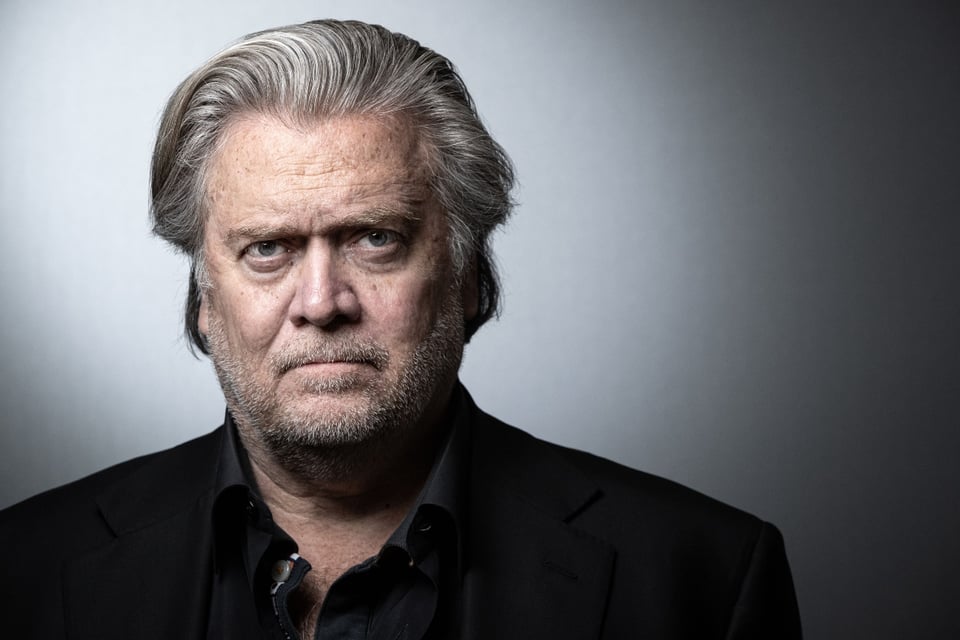 Twitter suspende permanentemente la cuenta de Steve Bannon después de sugerir decapitación (VIDEO) featured image