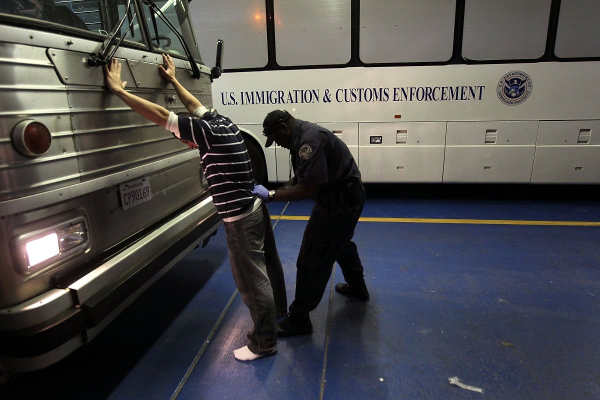 Detenidos 95 inmigrantes ICE
