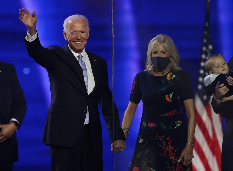 Joe Biden y su esposa envían emotivo mensaje por Thanksgiving (VIDEO)