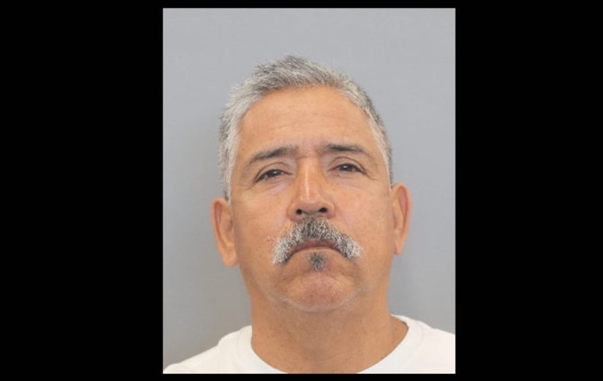 José Luis Peña fue detenido en Houston, Texas, acusado de tres cargos de abuso sexual agravado de menores.