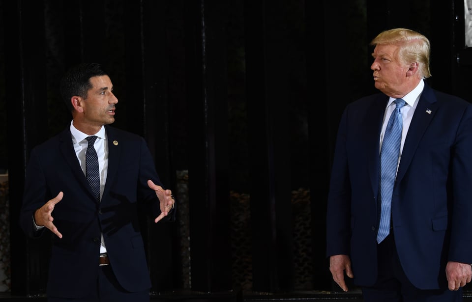 Gobierno de Trump realiza truco legal para mantener a Chad Wolf al frente del DHS