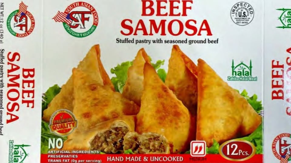 Emiten alerta de salud pública por samosas de pollo y carne