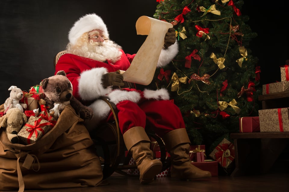 Autoridades de Los Ángeles alertan sobre estafa con mecánica de cartas para Santa Claus