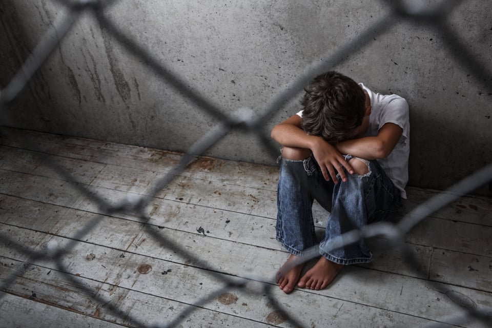 Patrulla fronteriza tiene detenidos a 65 menores de edad y están expuestos a contagiarse de COVID-19 featured image