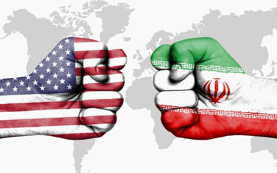 Máximo líder de Irán y ‘enemigo’ de Trump se burla del sistema electoral de Estados Unidos