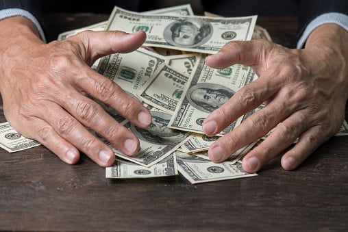 5 reglas de oro para vivir tranquilo sus finanzas personales (VIDEO)
