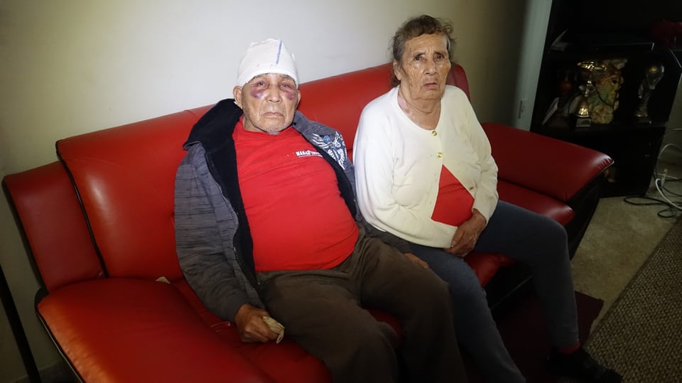 Anciano hispano denuncia ataque a plena luz del día (VIDEO)