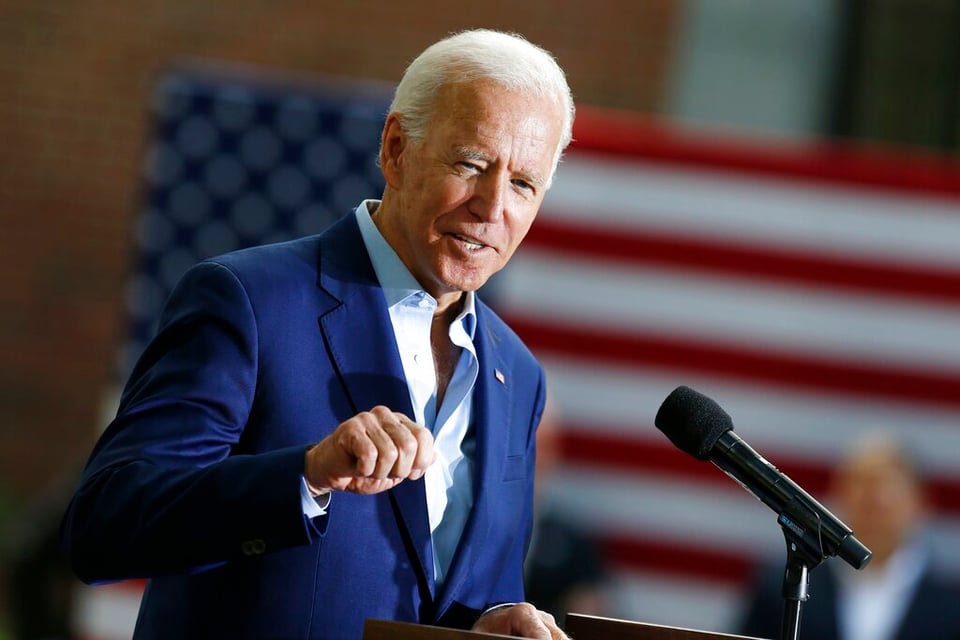 Biden dice que racismo en EE.UU. es institucional y culpa a Trump
